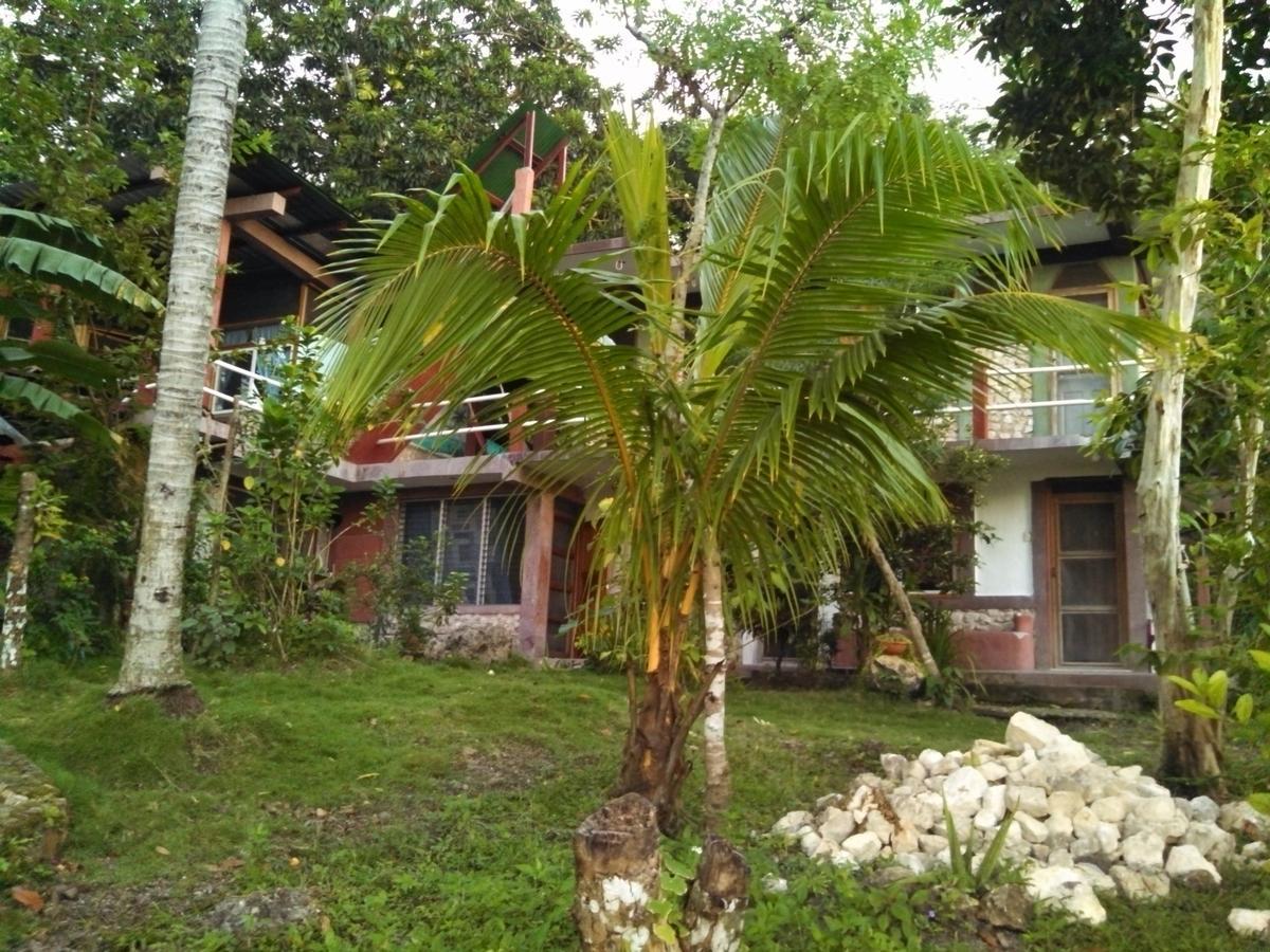 Zapote Tree Inn Flores Luaran gambar